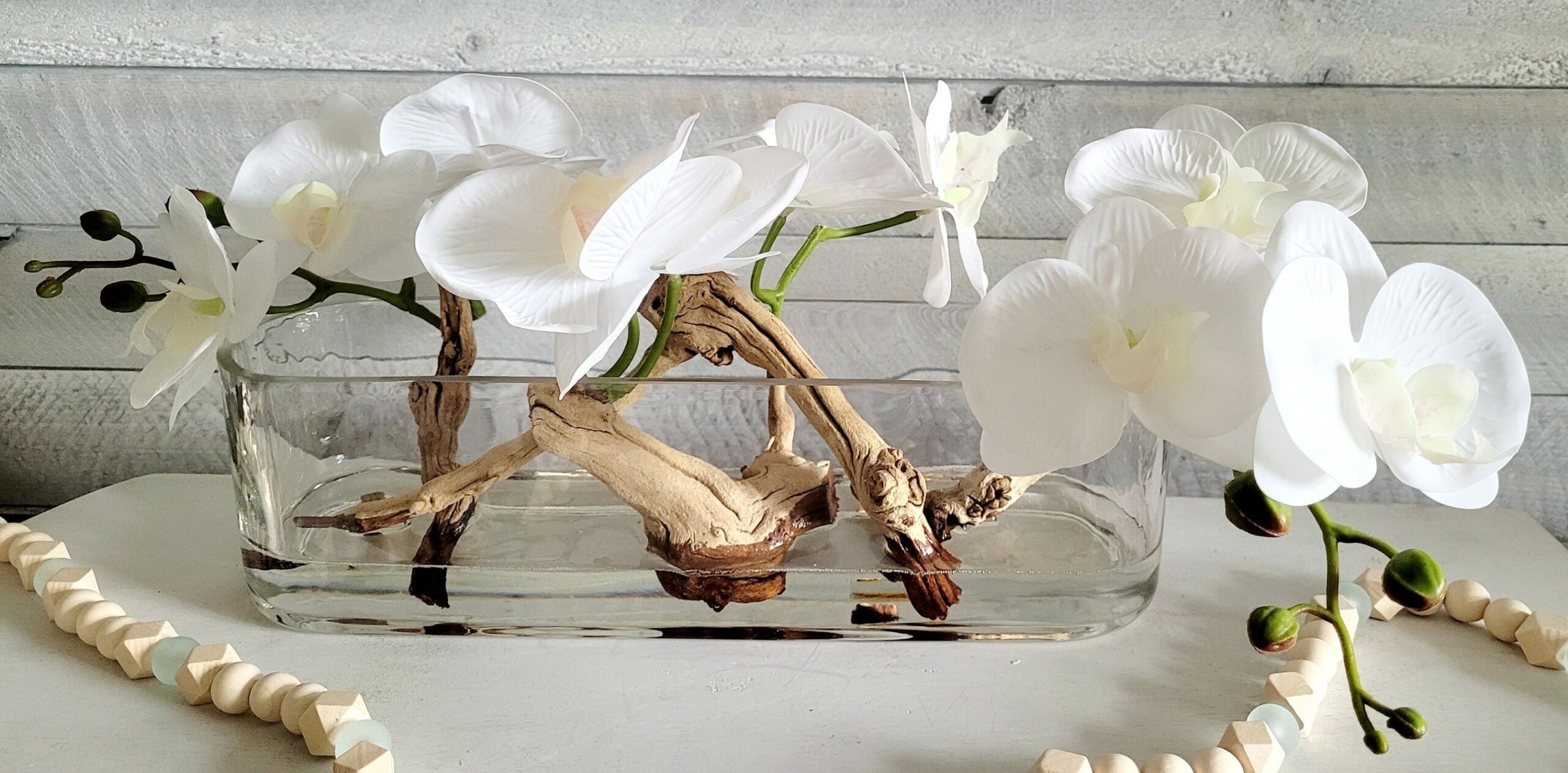 Orchid Centerpiece: A Luxurious Floral Display